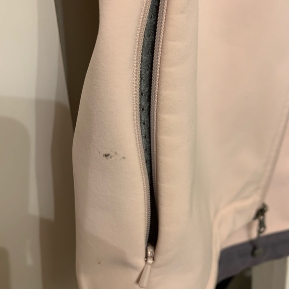 North face jacket - Picture 3 of 4